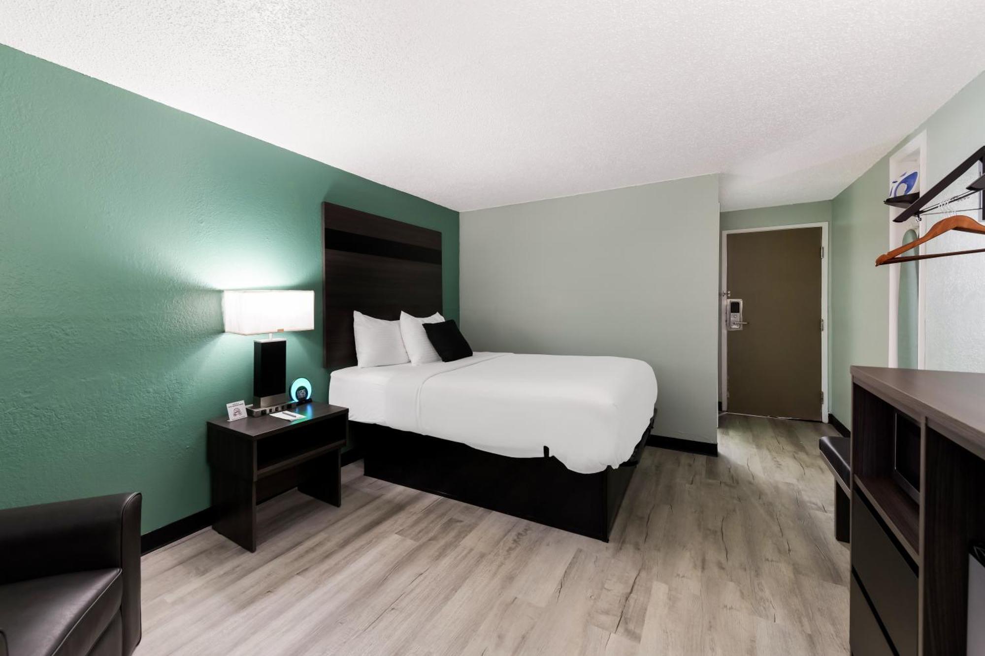 Baymont Inn & Suites By Wyndham Liberty Exterior foto