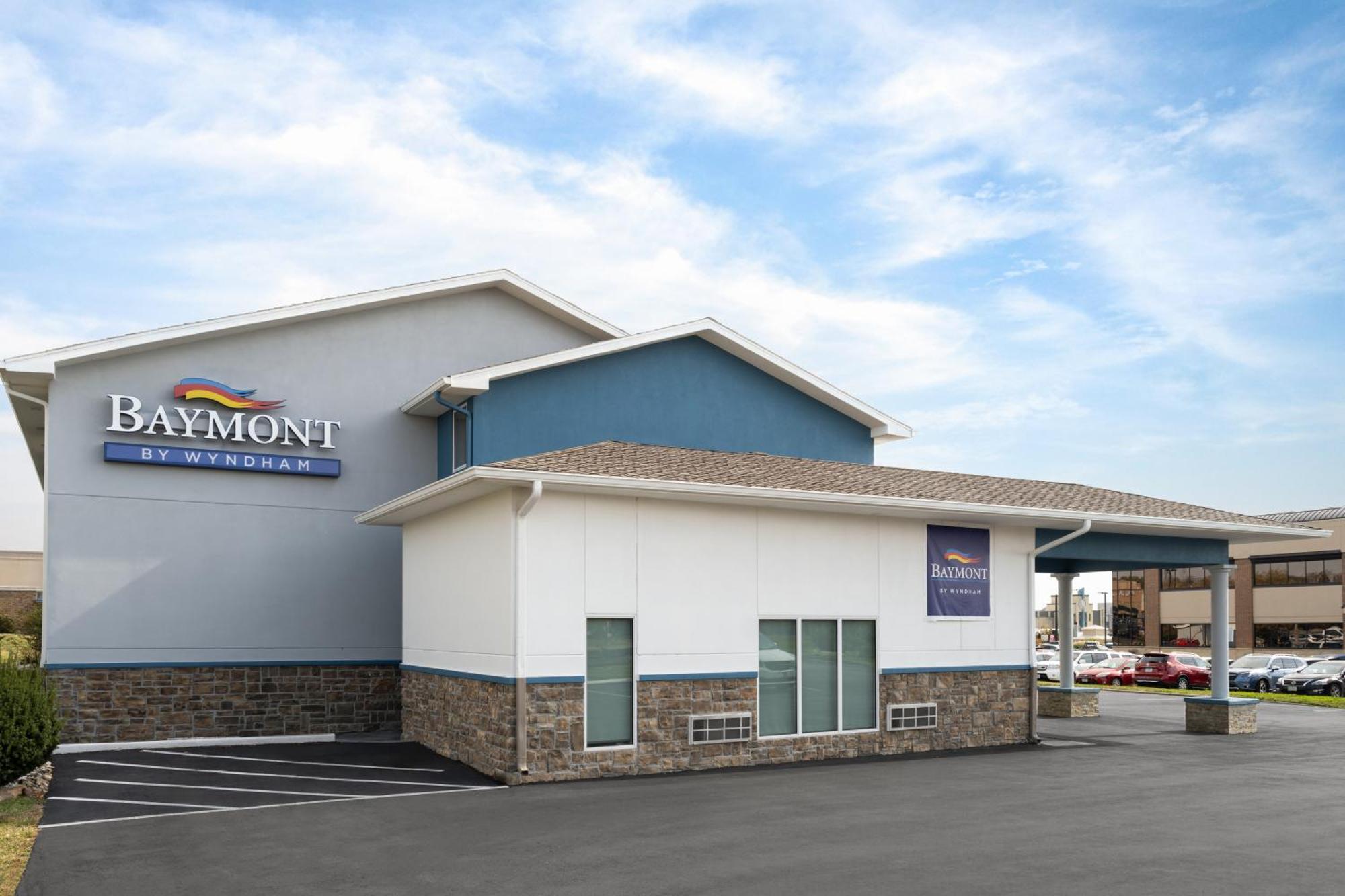 Baymont Inn & Suites By Wyndham Liberty Exterior foto